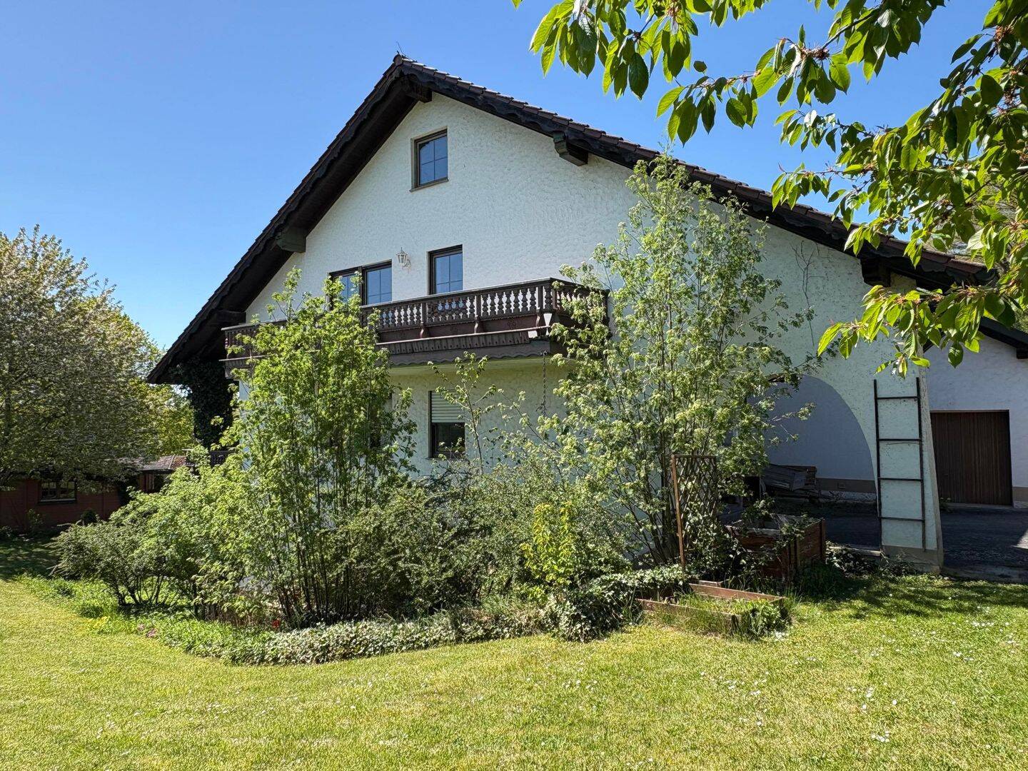 Familiendomizil mit viel Platz und Weitblick ins Grüne, 96117 Memmelsdorf