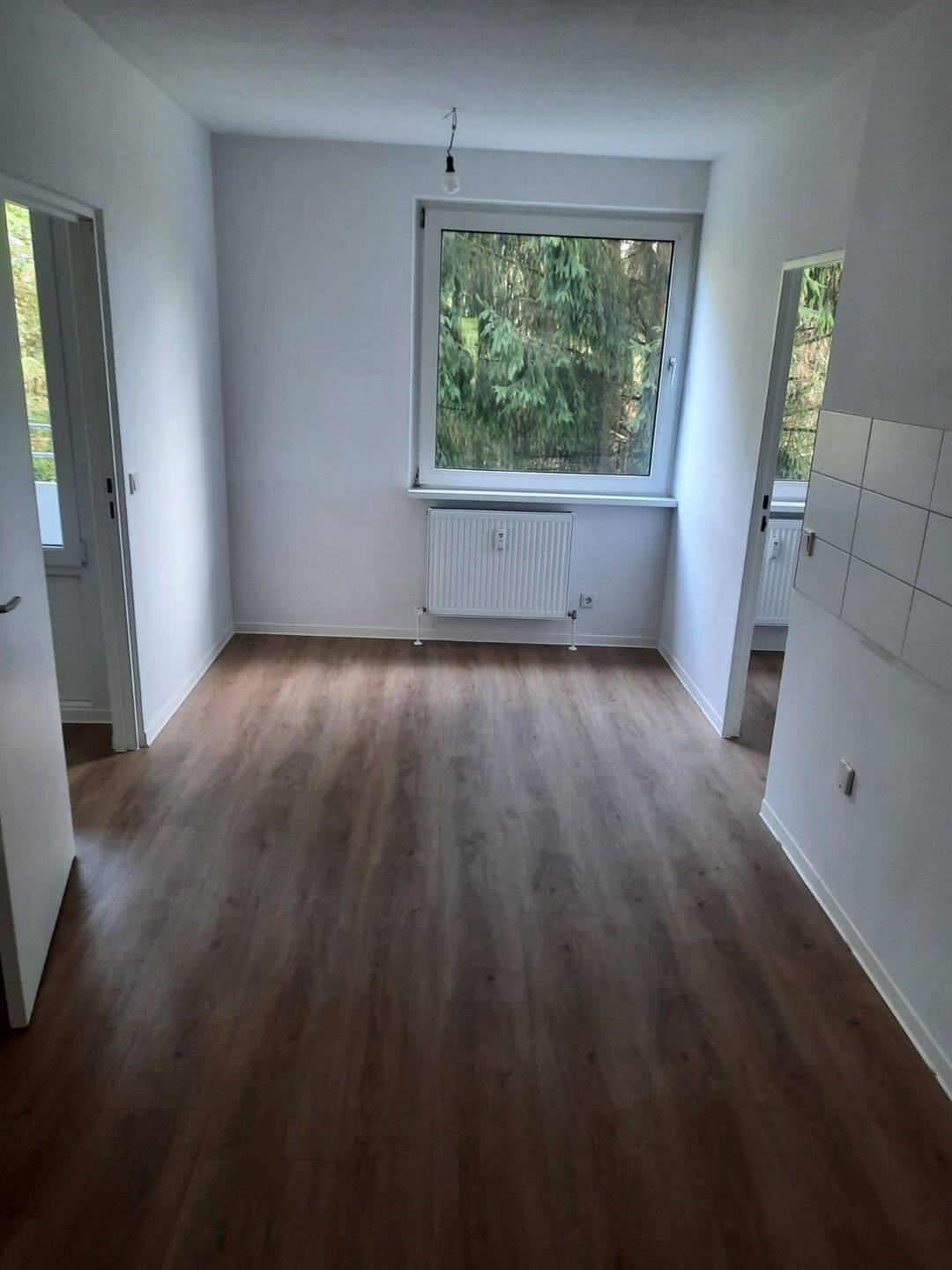 Dreizimmerwohnung mit Loggia auf dem Eschberg, 66121 Saarbrücken