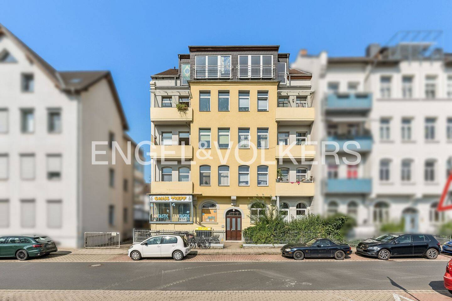 Charmante 2-Zimmer-Wohnung mit Balkon und zusätzlichem Dachgeschoss, 38118 Braunschweig (Braunschweig)