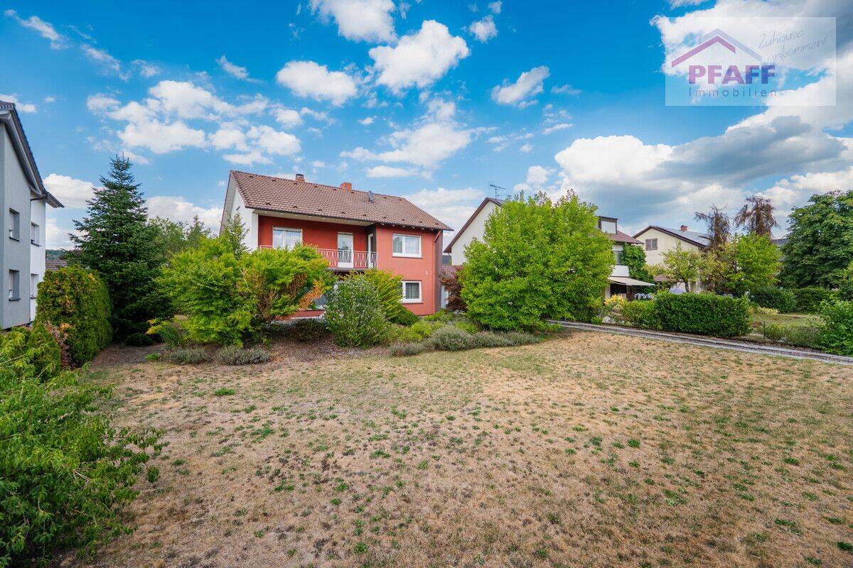 Zuhause ankommen in Gottmadingen in der Ramsener Str.! Einfamilienhaus mit Potential für mehr, 78244 Gottmadingen