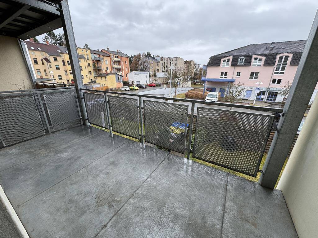 Tierparkseite-Debschwitz! Großzügige 3-Raum Wohnung mit großem Balkon!, 7548 Gera