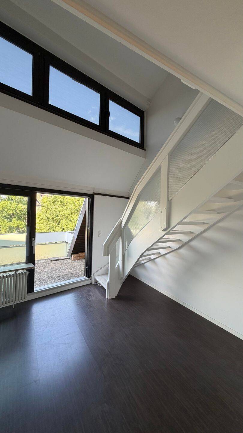 schöne Galeriewohnung in Saarbrücken- Nähe Nauwies –, 66111 Saarbrücken