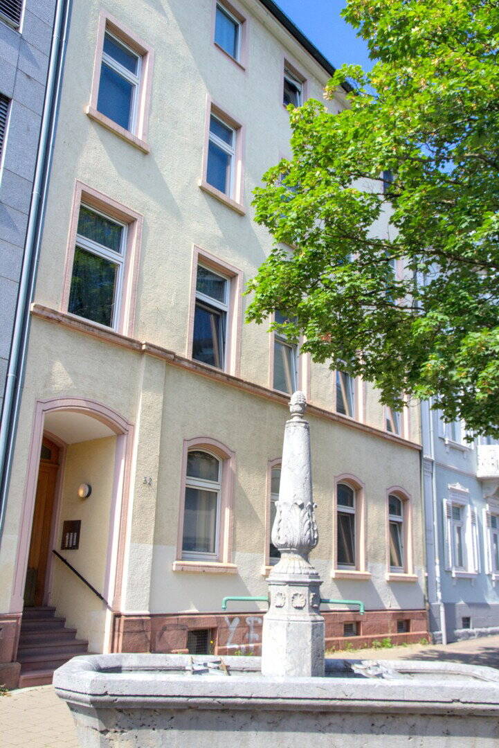 Prov.frei! 1-Zi Altstadt-Wohnung mit Dreisamblick an der Uni!, 79098 Freiburg im Breisgau (Altstadt Neuburg Oberau)
