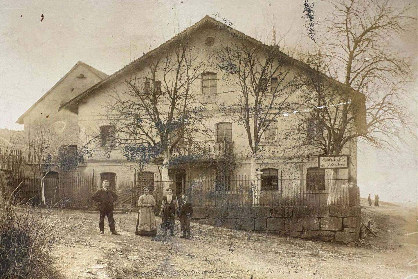 Historisches Anwesen mit außergewöhnlichem Entwicklungspotenzial in Königsfeld, 96167 Königsfeld