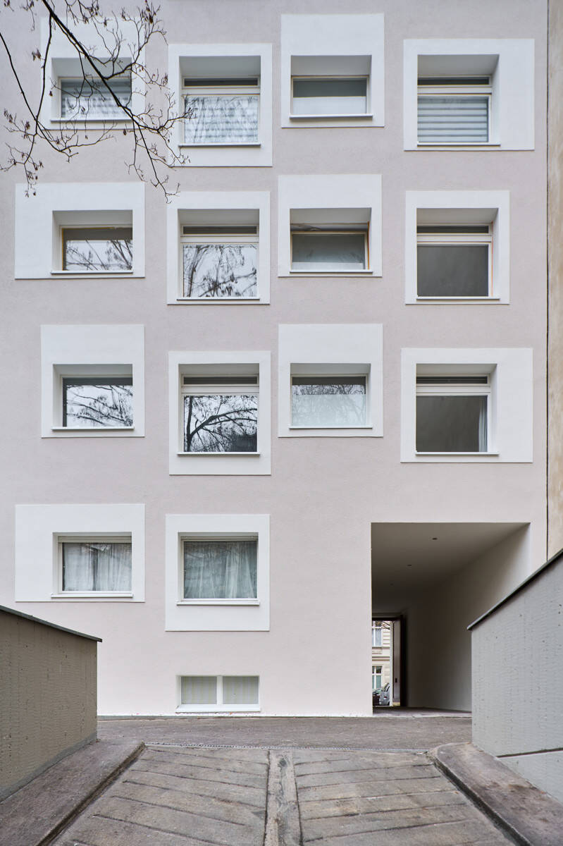 Charlottenburg: Eislebener Str: VERMIETETE 4-Zi-Whg, 92m² – 4.OG + SÜD-Loggia – kündbar in 9 Monaten, 10789 Berlin (Tempelhof-Schöneberg Charlottenburg Schöneberg Wilmersdorf)