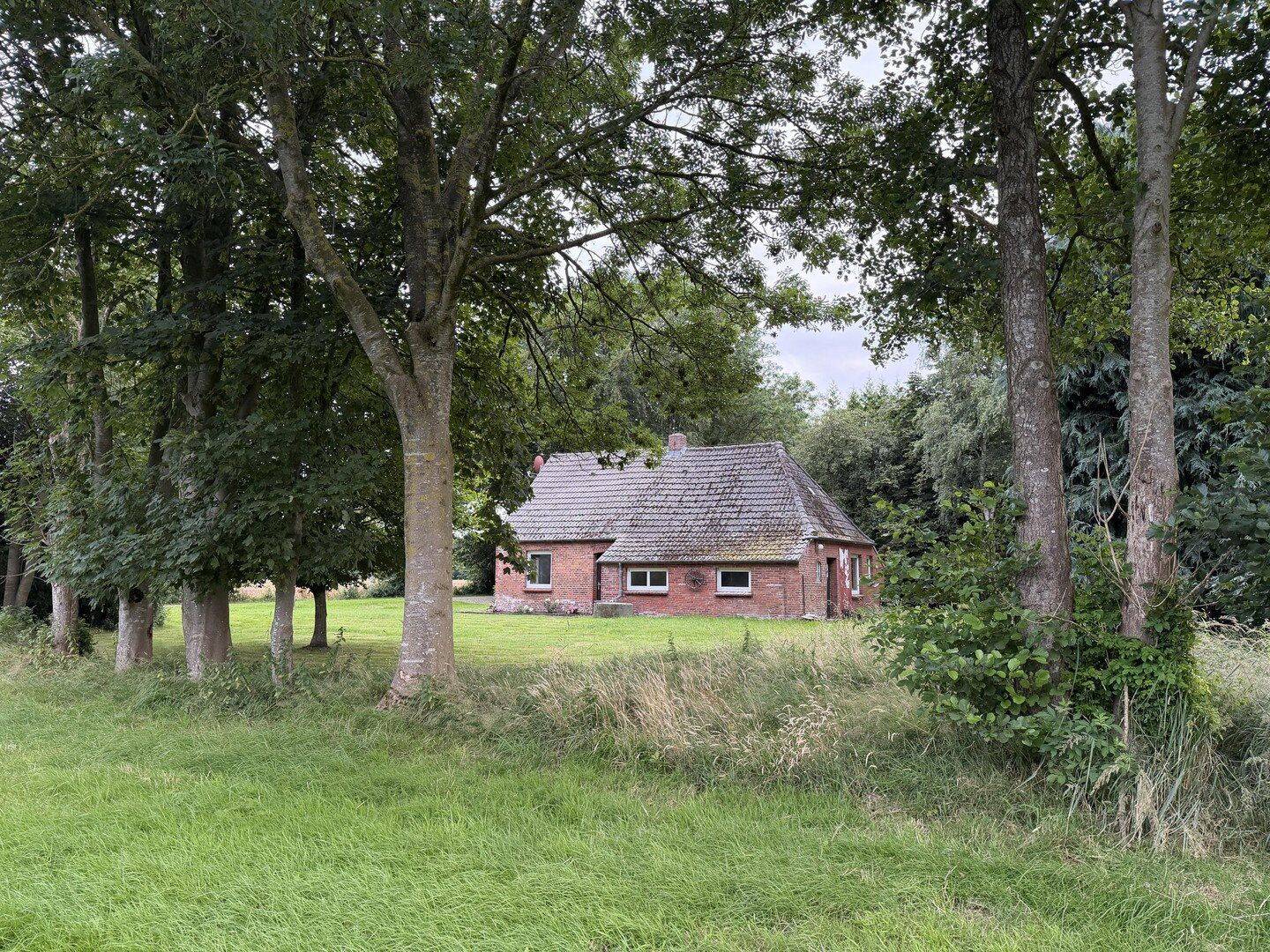 Landhaus in traumhafter Lage am Wald, 26524 Hage