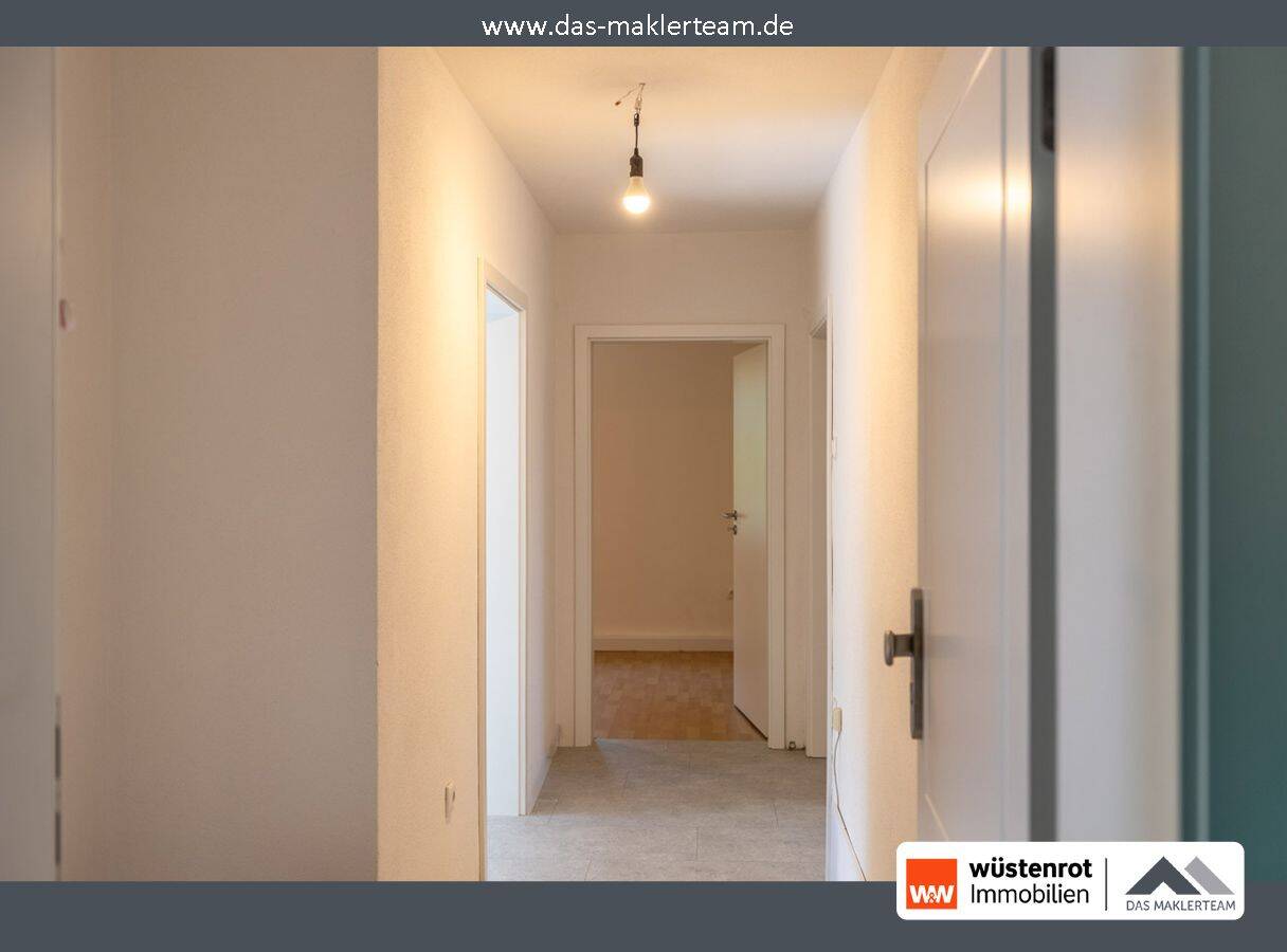 Gut geschnittene 2 ZKB mit Balkon in zentraler Lage mit Wohlfühlcharakter, 86169 Augsburg (Firnhaberau Hammerschmiede Lechhausen)
