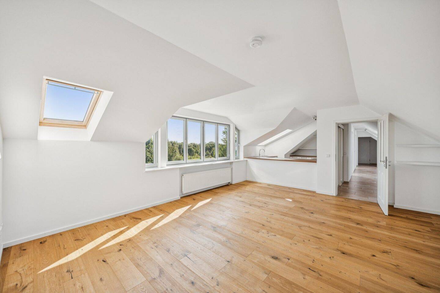 Bezugsfertige 2,5-Zi-Wohnung mit traumhaftem Blick ins Grüne!, 22869 Schenefeld