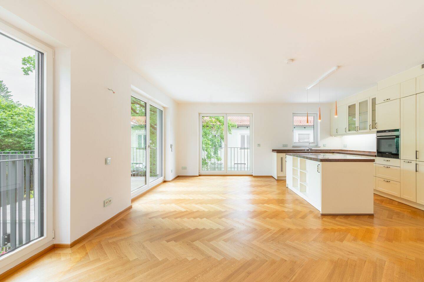 AIGNER – Exklusive 3-Zimmer-Wohnung in Solln – Zwei Balkone, Blick ins Grüne, 81479 München (Thalk. Obersendl.-Forsten-Fürstenr.-Solln)