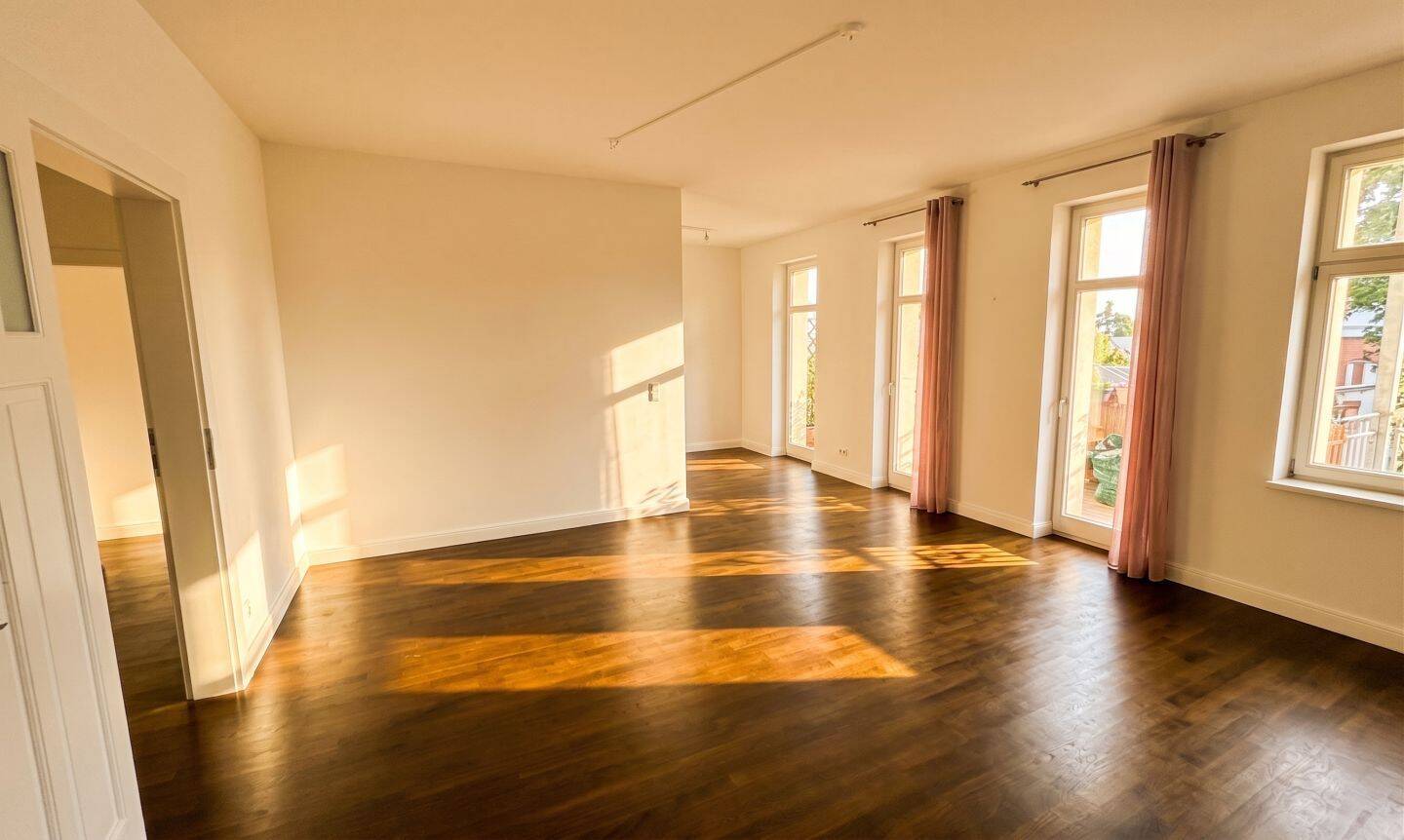 Bezugsfrei zum 01.11.26 – 3-Zimmer-Wohnung mit Balkon und Aufzug in Leipzig-Thonberg, 4317 Leipzig (Neustadt-Neuschönefeld Reudnitz-Thonberg Zentrum-Ost)
