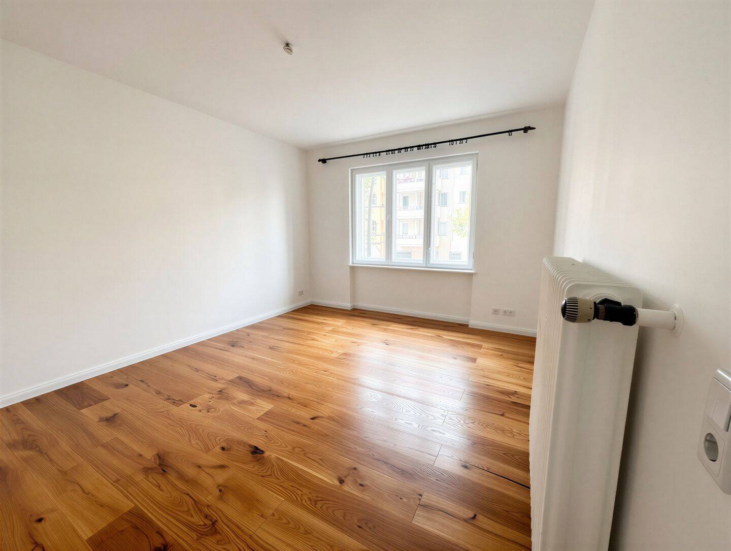 Renoviert & Perfekt Geschnitten: 4 Zimmer in Charlottenburg, 10589 Berlin (Charlottenburg-Wilmersdorf Charlottenburg Kolonie Gerickes Hof)