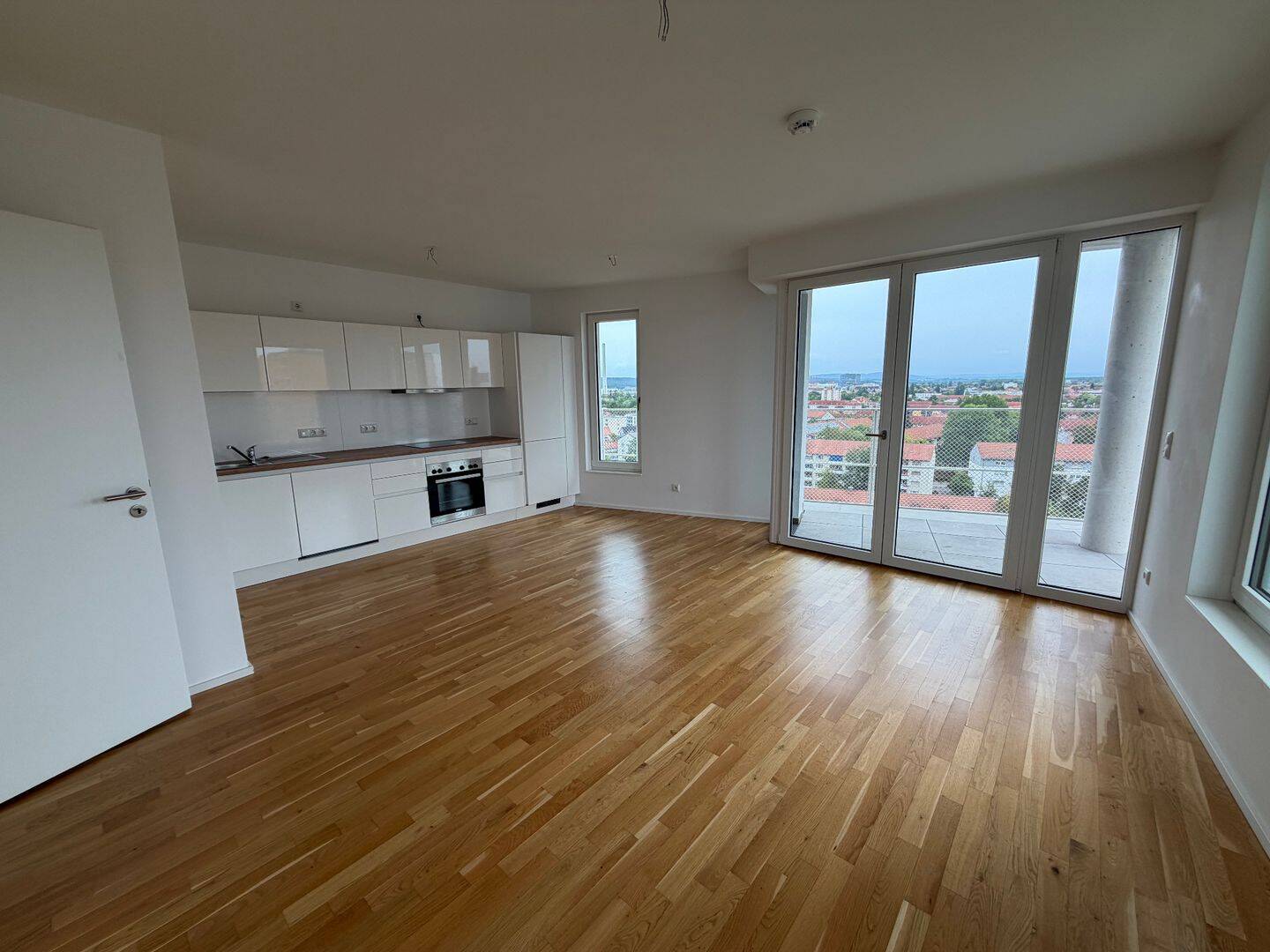 EBK, Stellplatz und ein grandioser Ausblick über Erlangen!, 91052 Erlangen (Anger Erlangen-Ost Erlangen-Süd Innenstadt)