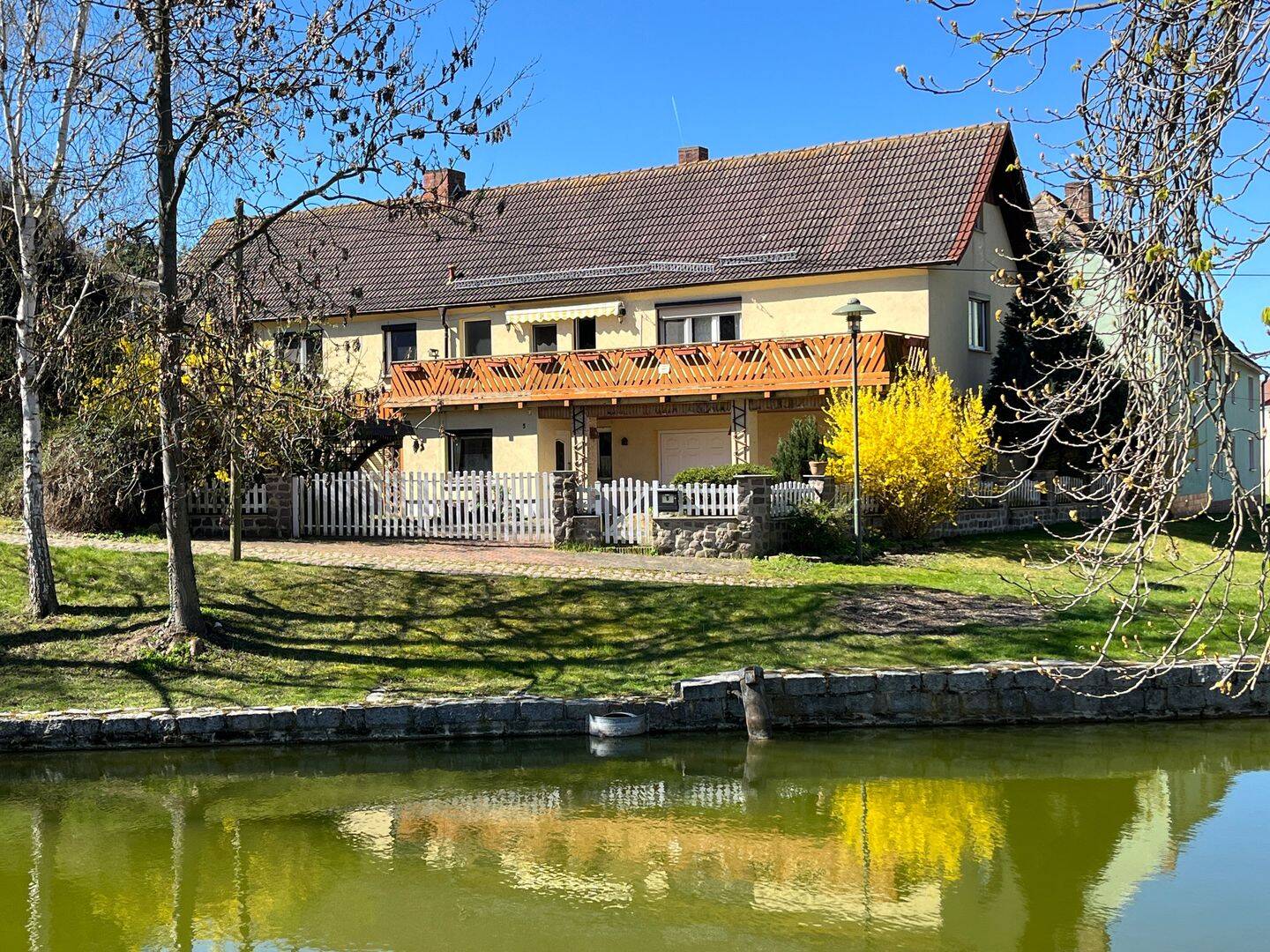 Einfamilienhaus in Pettstädt, 6667 Weißenfels