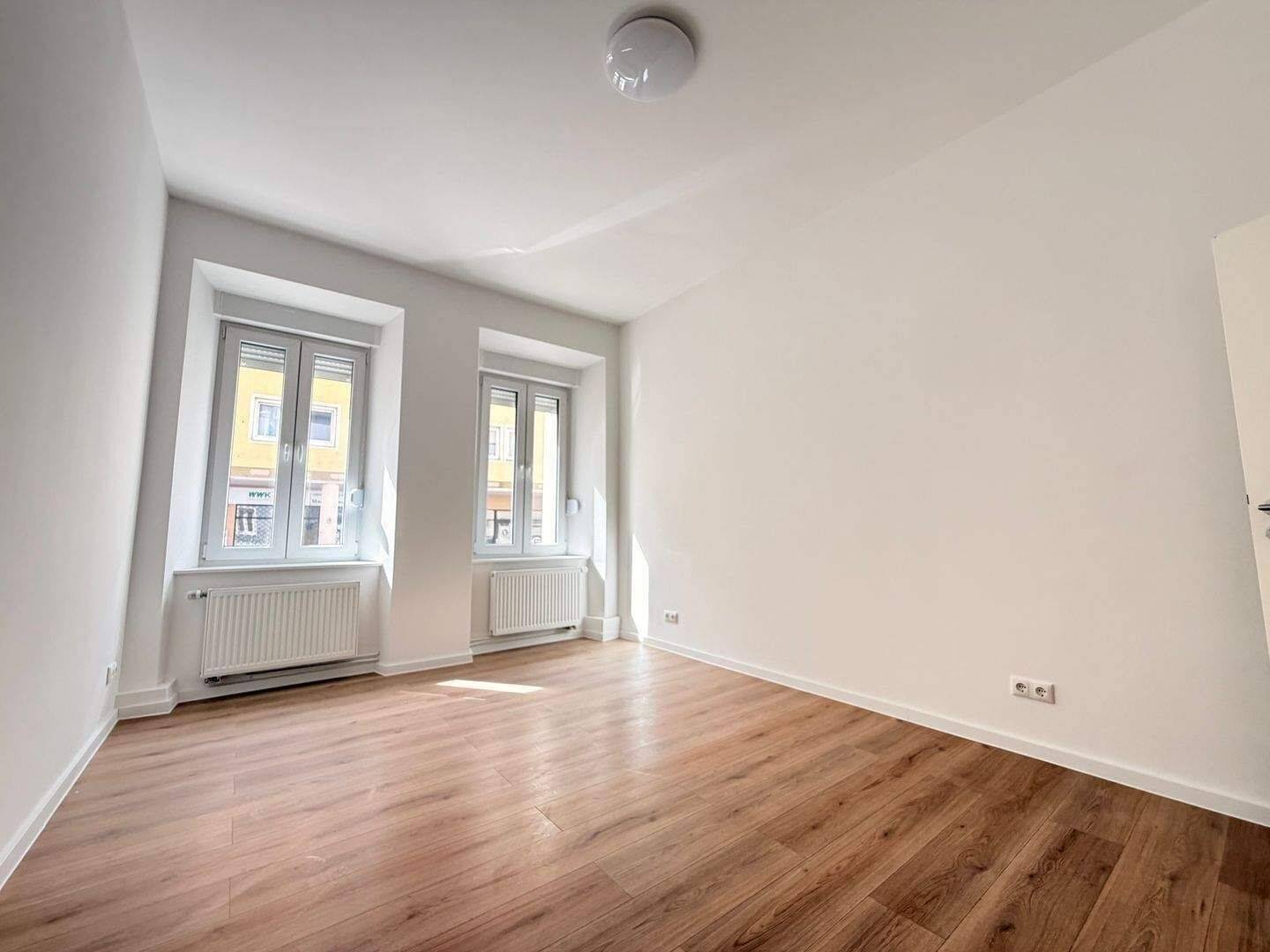 kernsaniert & energieeffizient in GoHo – 2 Zimmer Wohnung mit großzügiger Küche, 90429 Nürnberg