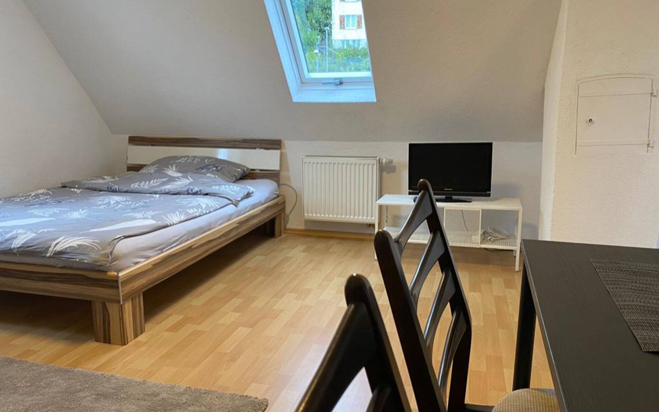 1-Zimmerwohnung in Stuttgart Hedelfingen- Zeitwohnen ab 1 Monat, 70329 Stuttgart (Hedelfingen Obertürkheim Rohracker Uhlbach)