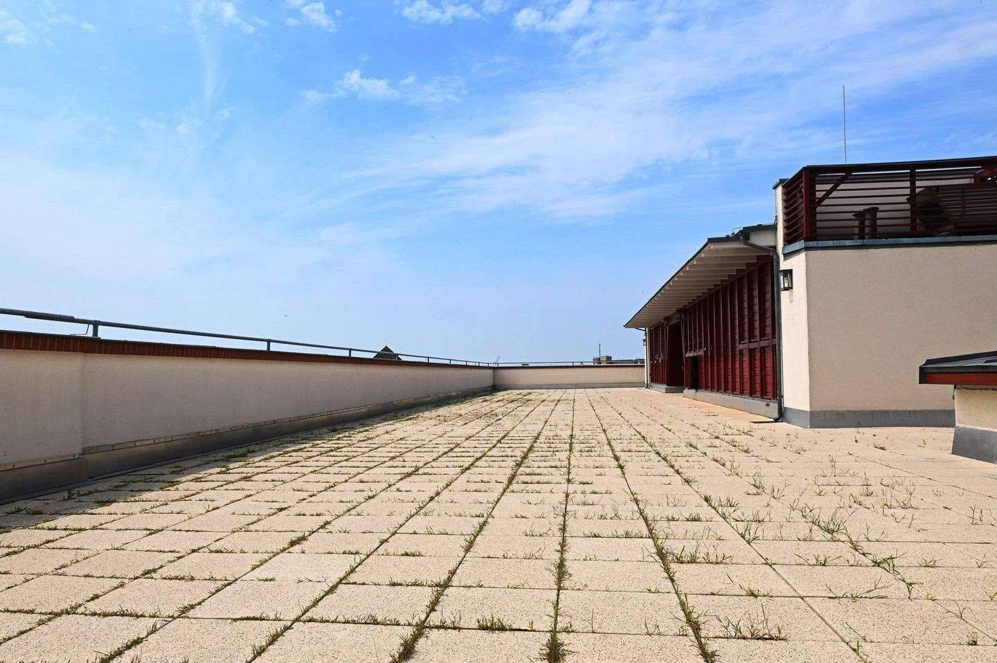 Super schickes und möbliertes Designloft an der Weißen Elster / Neue Einbauküche, 4229 Leipzig (Kleinzschocher Plagwitz Schleußig)