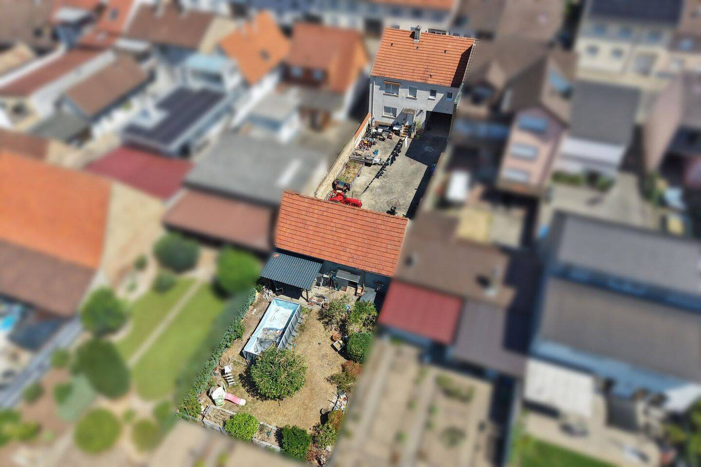 Einfamilienhaus mit Scheune, großem Garten und Entwicklungspotenzial, 76707 Hambrücken