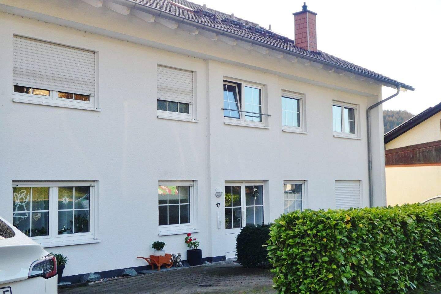 GANESHA-IMMOBILIEN…wunderschöne- sehr gepflegte OG-Wohnung zu vermieten !, 64739 Höchst i. Odw.
