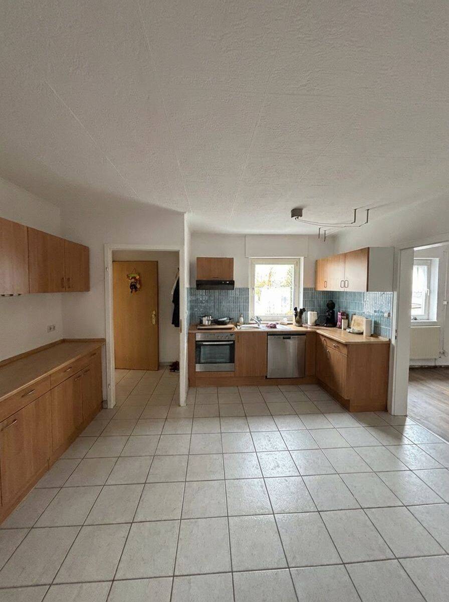 Frisch renovierte 3-Zimmer-Dachgeschosswohnung – in zentraler Lage von St. Ingbert-Rohrbach, 66386 St. Ingbert (Sankt Ingbert)