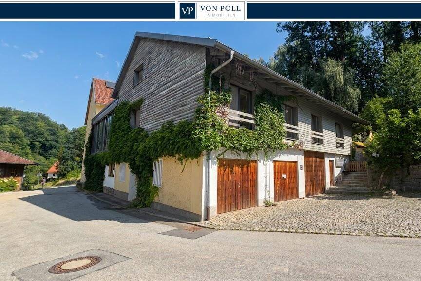 Großzügige 2-Zi.-Wohnung im Grünen, 94032 Passau (Altstadt Haidenhof-Nord Haidenhof-Süd Innstadt)