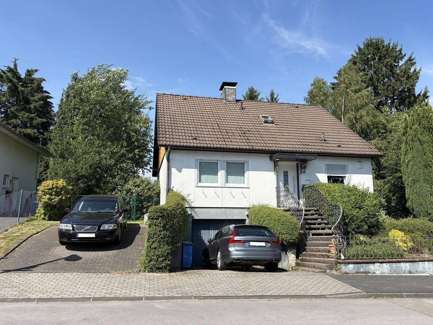 Freistehendes Einfamilienhaus mit schönem Garten und Garage in Aufderhöhe – PROVISIONSFREI, 42699 Solingen (Höhscheid Merscheid Ohligs-Aufderhöhe)