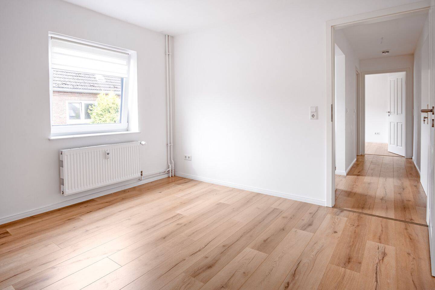 Modernisierte 2-Zimmer-Wohnung, inkl. Einbauküche und neuem Badezimmer auf Neubauniveau, 24768 Rendsburg