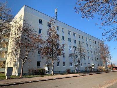 Renovierte 4-Zimmer-Wohnung!, 99091 Erfurt (Berliner Platz Gispersleben Moskauer Platz Roter Berg)