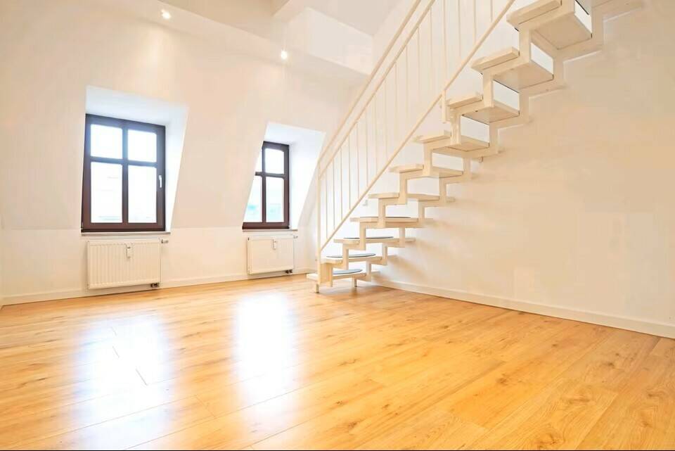 Charmante Dreiraum-Maisonettewohnung in begehrter Lage – Ihr neues Zuhause wartet!, 1129 Dresden (Hellerberge Pieschen-Nord/Trachenberge Trachau)