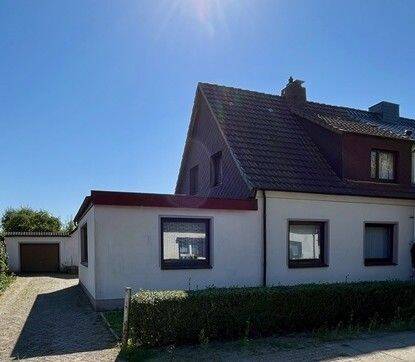 Gepflegte Doppelhaushälfte mit großem Grundstück – viel Platz und Potenzial für ihre Wohnideen!, 26931 Elsfleth