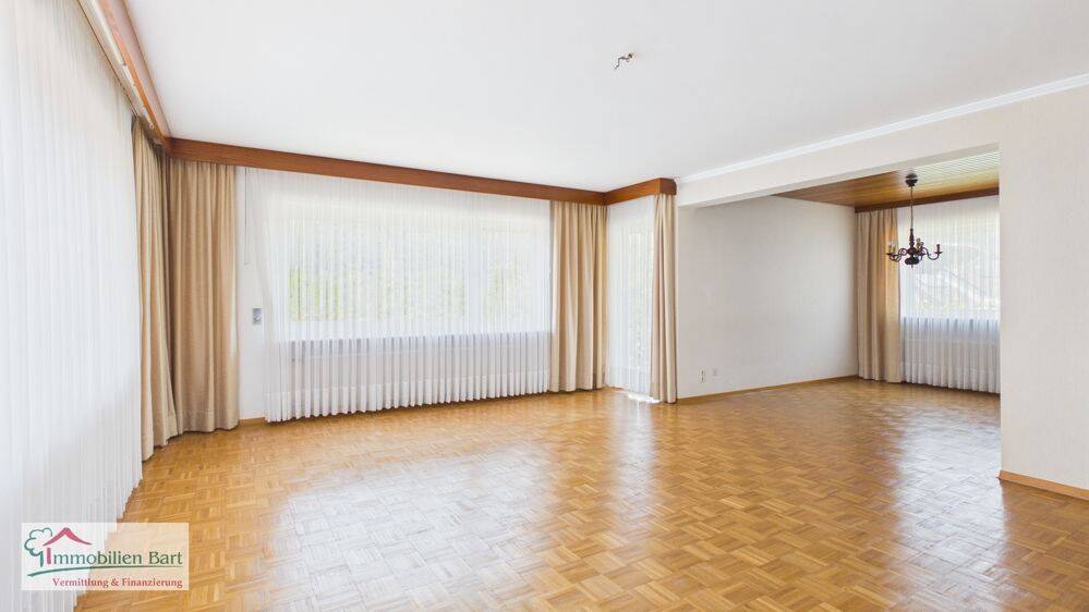 GEPFLEGTES WOHNHAUS MIT EINLIEGERWOHNUNG IN TOP LAGE VON METTLACH!, 66693 Mettlach