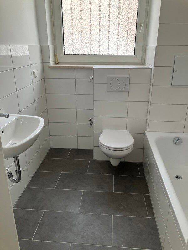 Sanierte 2 Zimmerwohnung in der Kuhwaldsiedlung, 60486 Frankfurt am Main (Bockenheim Gallus Rödelheim Westend-Süd)