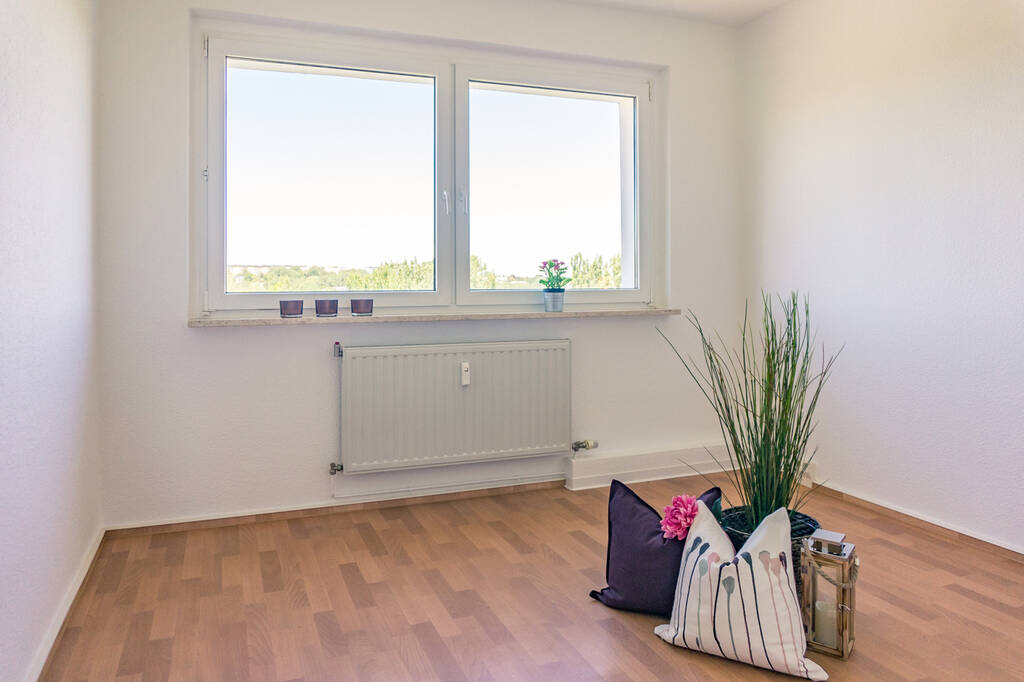 4-Raum-Wohnung mit Balkon, 9119 Chemnitz (Helbersdorf Kapellenberg Kappel Zentrum)