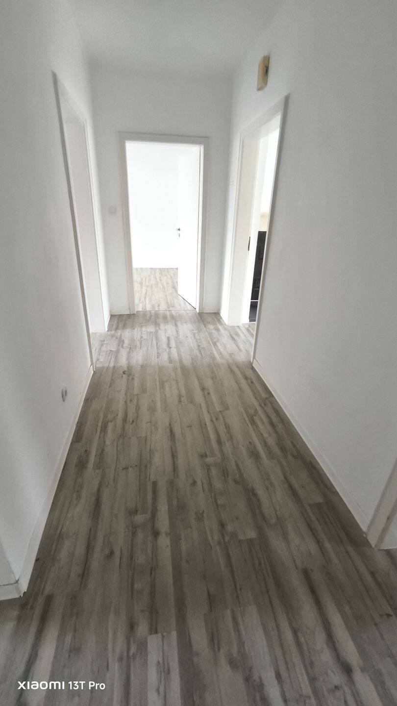 Schöne 3 Zimmer Wohnung in Hof, 95030 Hof (Epplas Innenstadt Osseck Unterkotzau Wölbattendorf)