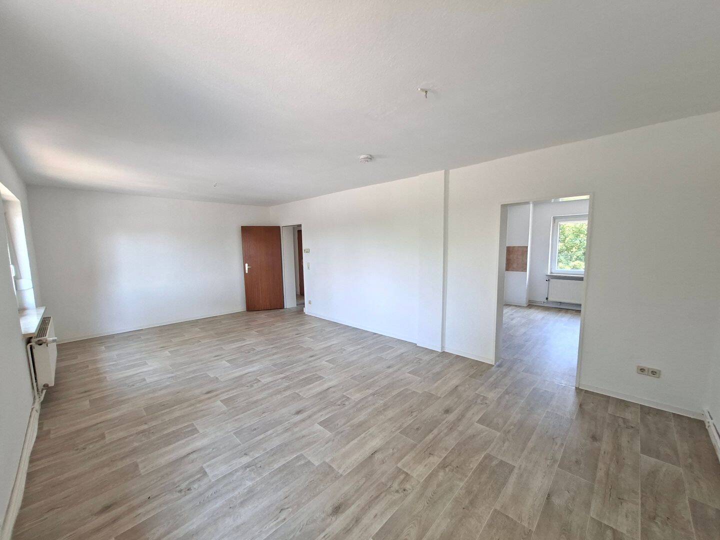 Familienwohnung in ländlicher Gegend, 39218 Schönebeck (Elbe)