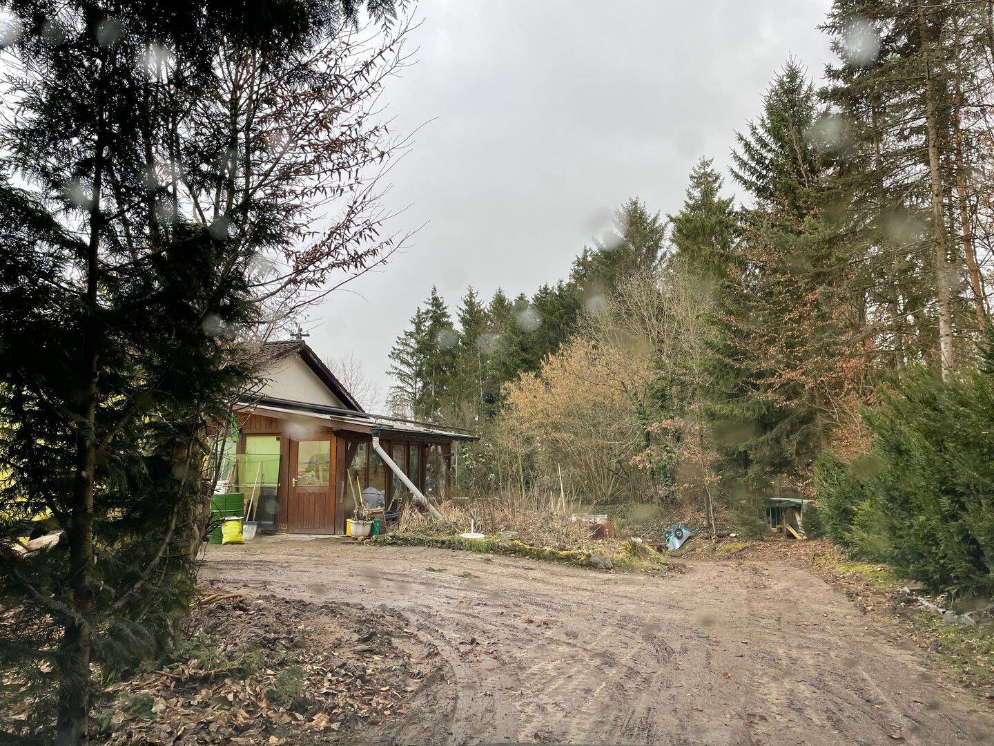 Großzügiges Grundstück in naturnaher Lage – ca. 6.700 m² mit bestehendem Wochenendhaus zu verkaufen!, 93182 Duggendorf