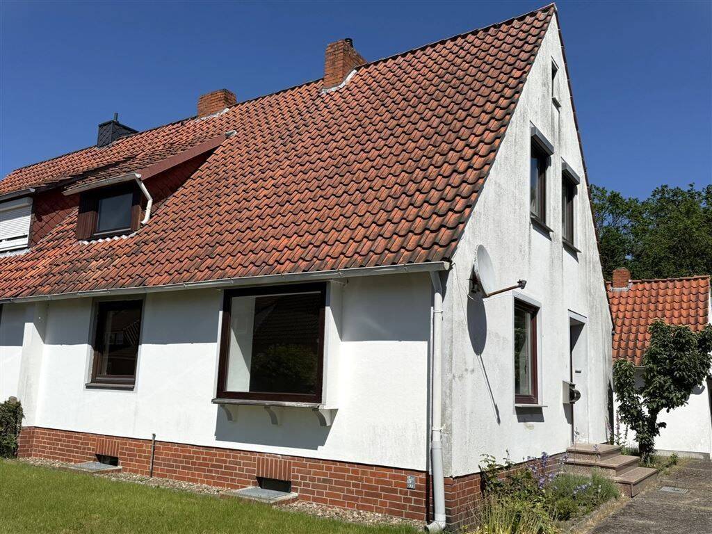 Doppelhaushälfte mit großem Garten direkt am Wald., 28857 Syke