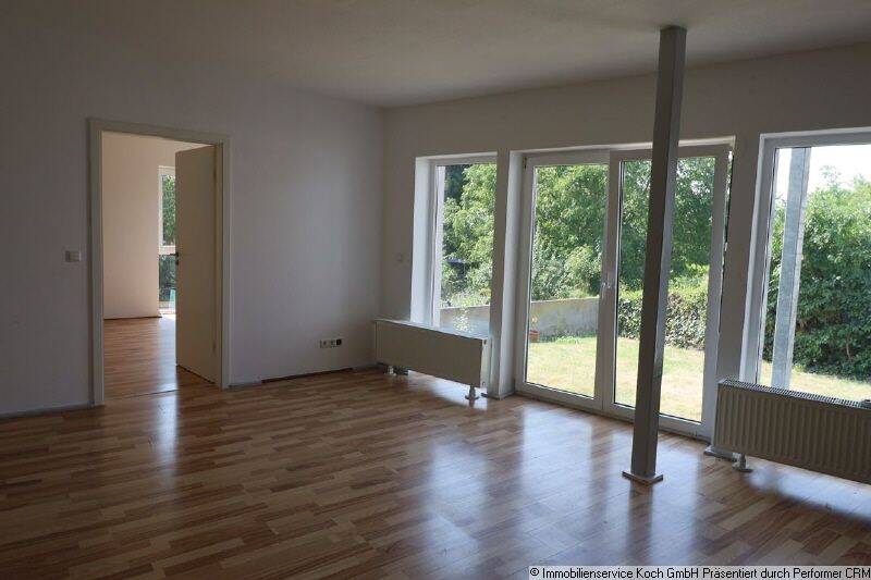 Helle Wohlfühlwohnung mit Terrasse und Garten, 34125 Kassel