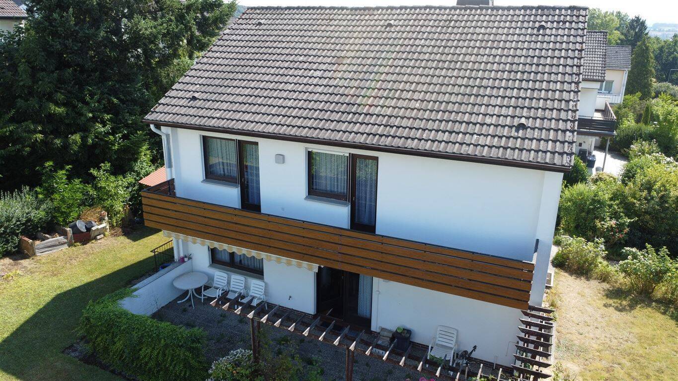 Aussicht inklusive ! Ein-bis Zweifamilienhaus mit großem Garten in Kassel Wolfsanger, 34125 Kassel