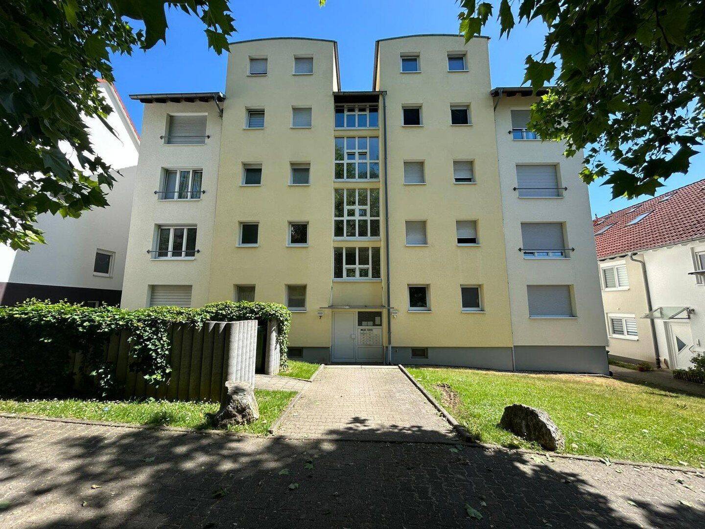 Neue Einbauküche – renovierte Wohnung mit idyllischem Ausblick – 3ZKB, 75015 Bretten