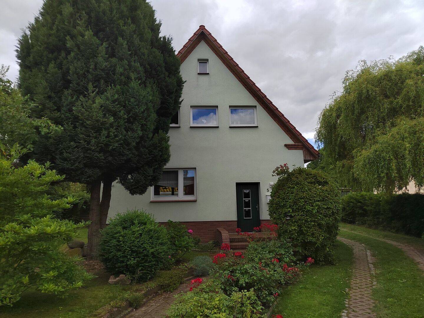 Familienfreundliches Einfamilienhaus mit Wohlfühl-Wintergarten und großem Gartenparadies, 23996 Bobitz