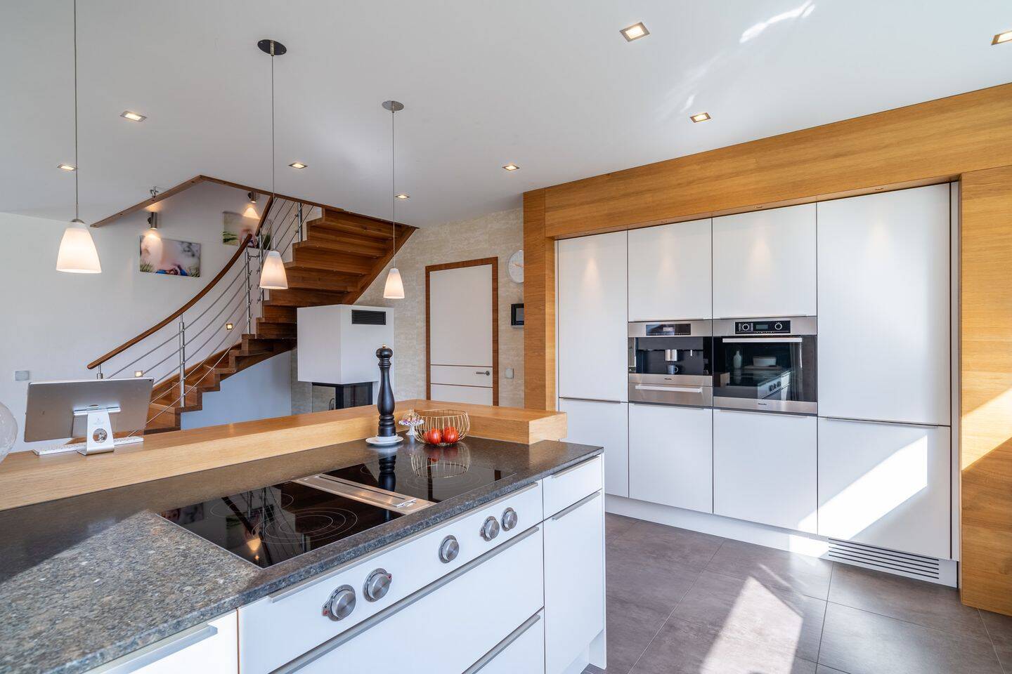 Moderne Eleganz trifft naturnahes Wohnen – energieeffizientes Einfamilienhaus mit Doppelgarage in Buchloe, 86807 Buchloe