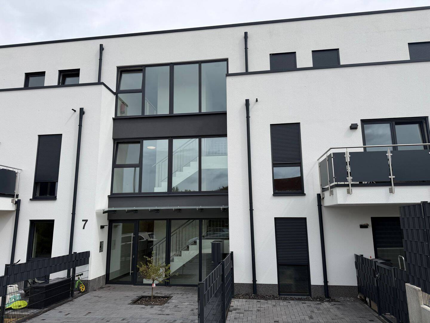 4 Zimmerwohnung mit Balkon, 53894 Mechernich