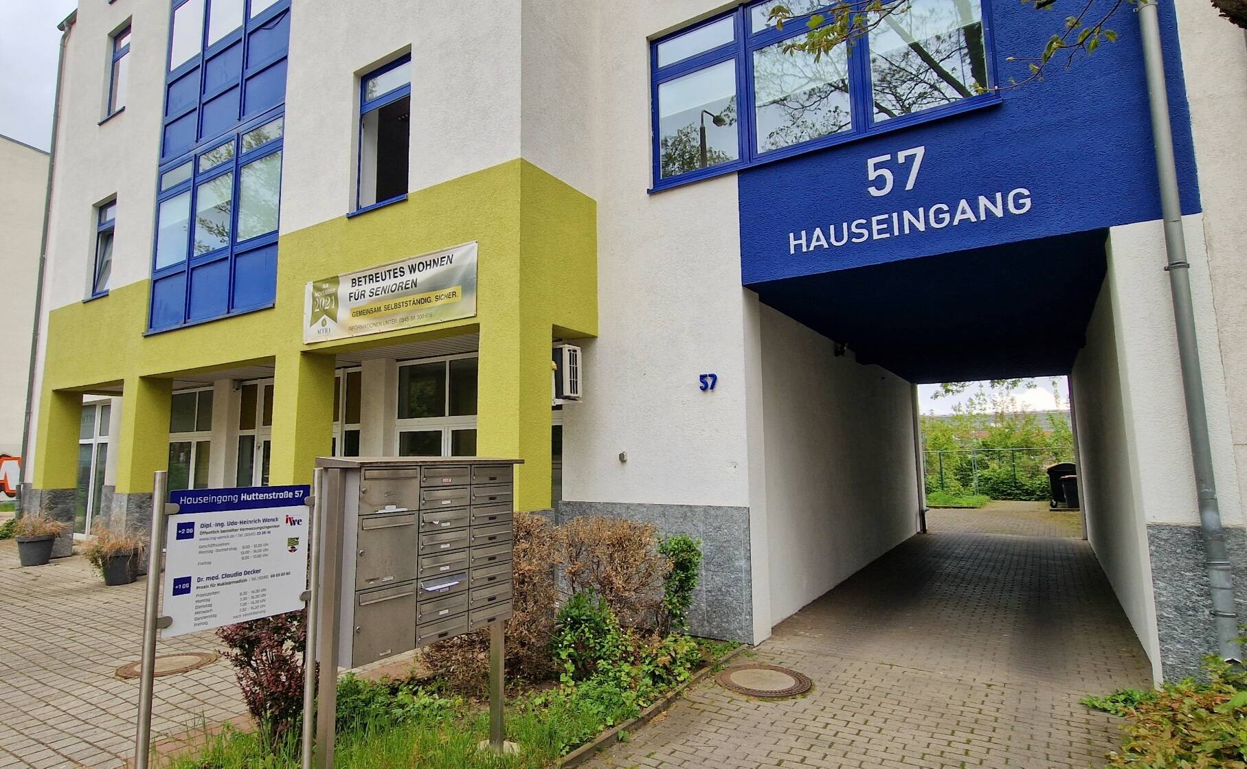 1-Raumwohnung für Student/in oder Auszubildende/n im Pflegebereich, 6110 Halle (Saale) (Damaschkestraße Gesundbrunnen Innenstadt Lutherplatz Saaleaue)