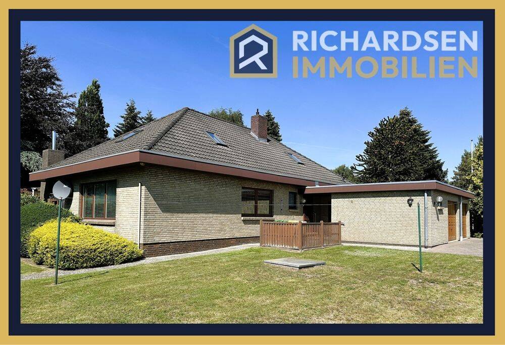 Großzügiges Einfamilienhaus mit Poolhaus und Doppelgarage in Ortsrandlage, 25899 Klixbüll