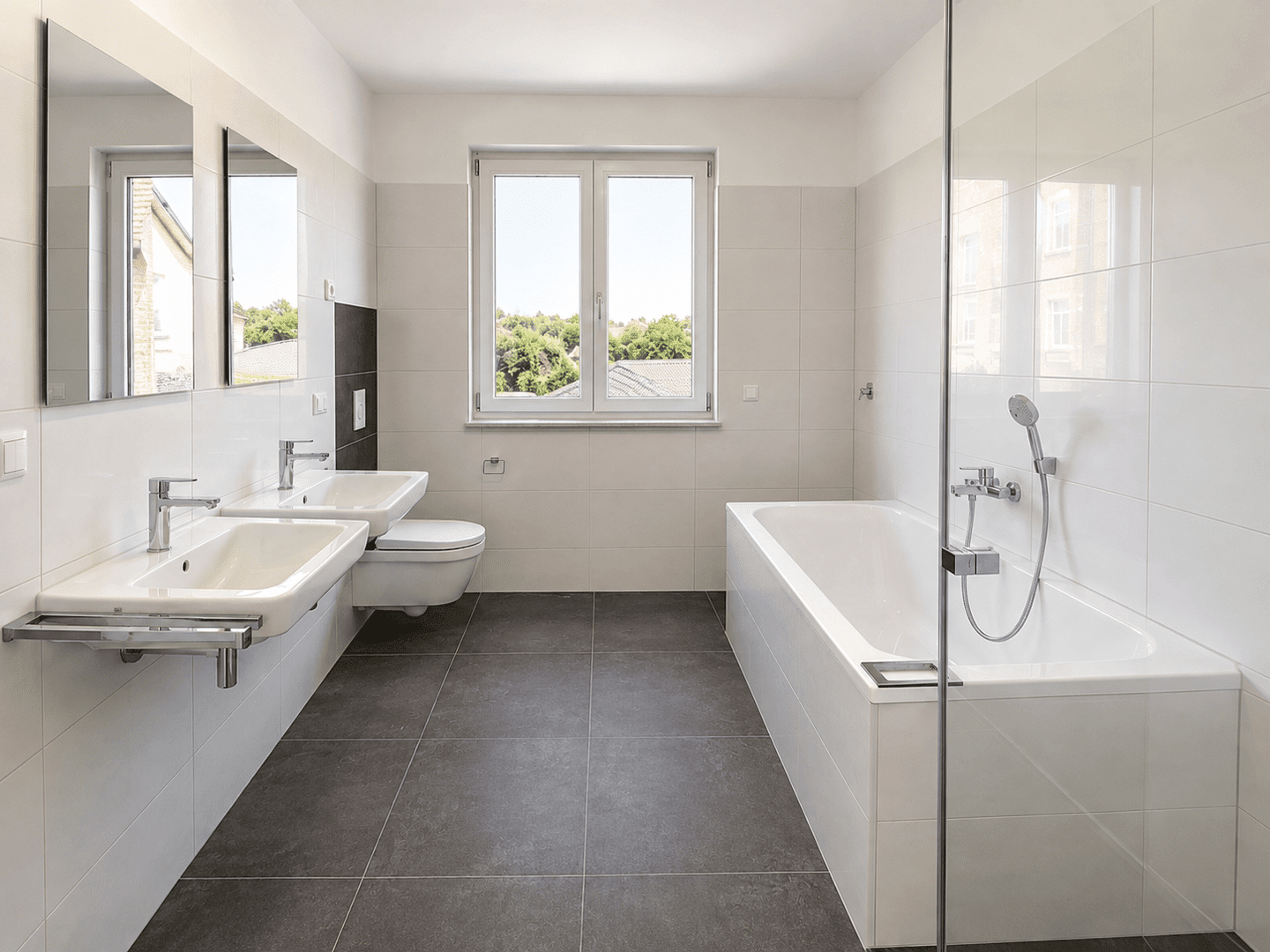 3-Zimmer-Wohnung mit BALKON, offene Küche, Lift, 99867 Gotha