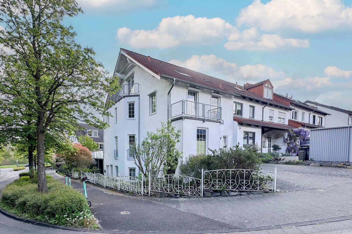 Ankommen und wohlfühlen – Großzügiges Zuhause mit Garten und Einliegerwohnung in Bonn-Ückesdorf, 53125 Bonn