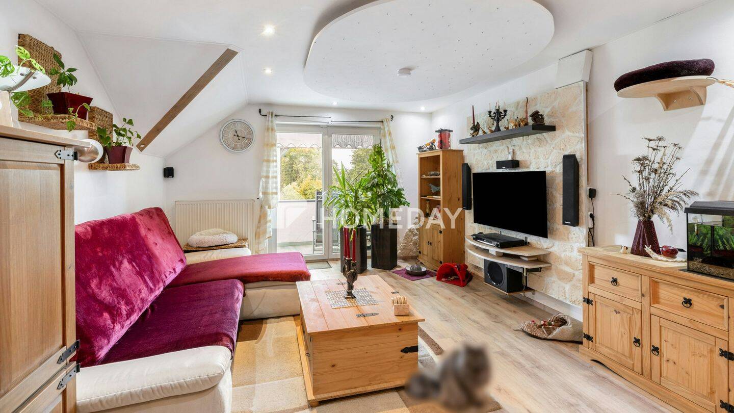 Zwei Ebenen voller Wohnkomfort – Maisonettewohnung mit Garage und Balkon, 85107 Baar-Ebenhausen