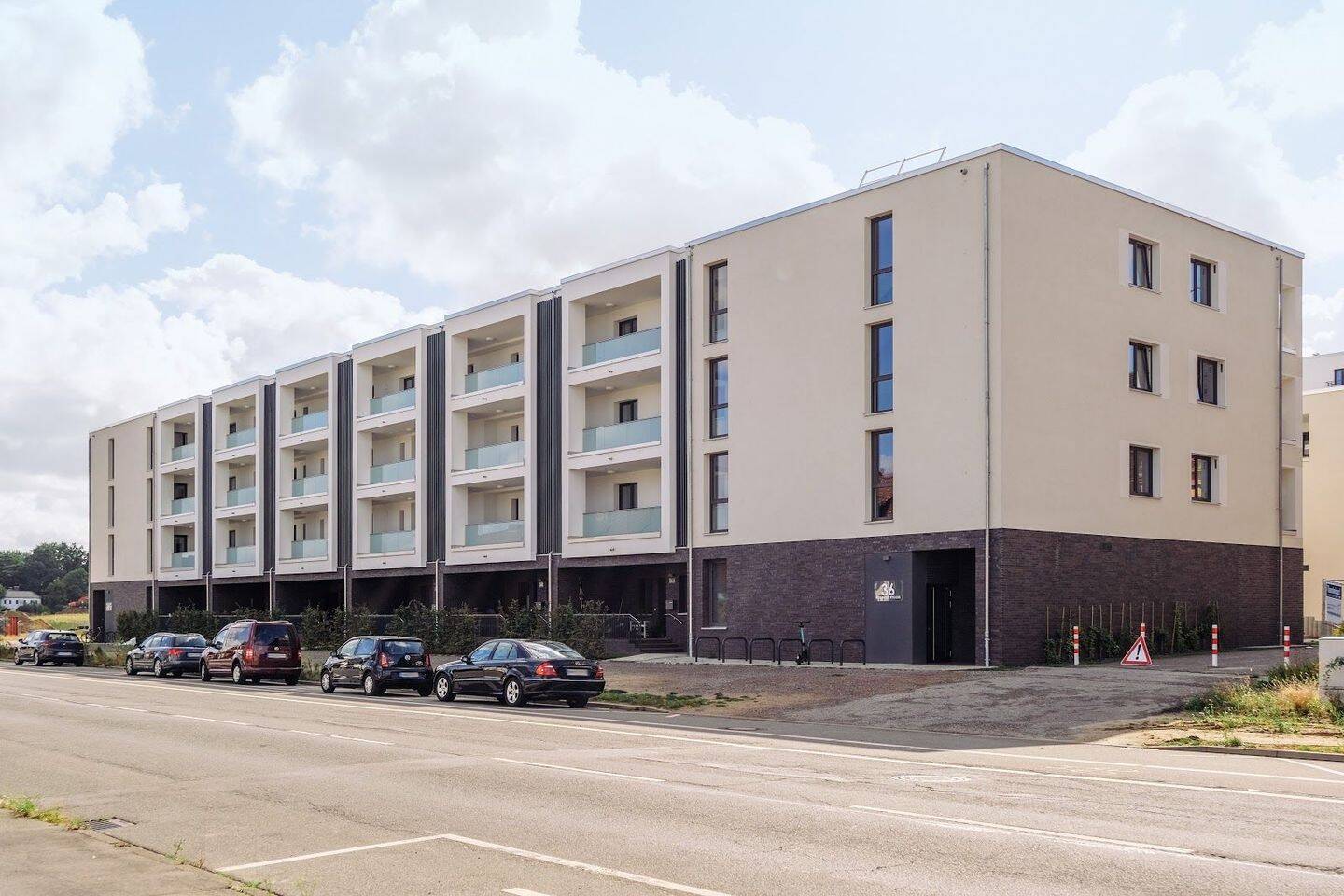 Schick und bezahlbar Wohnen im Hellwinkel // 1.OG Wohnung 1 – WBS erforderlich, 38446 Wolfsburg