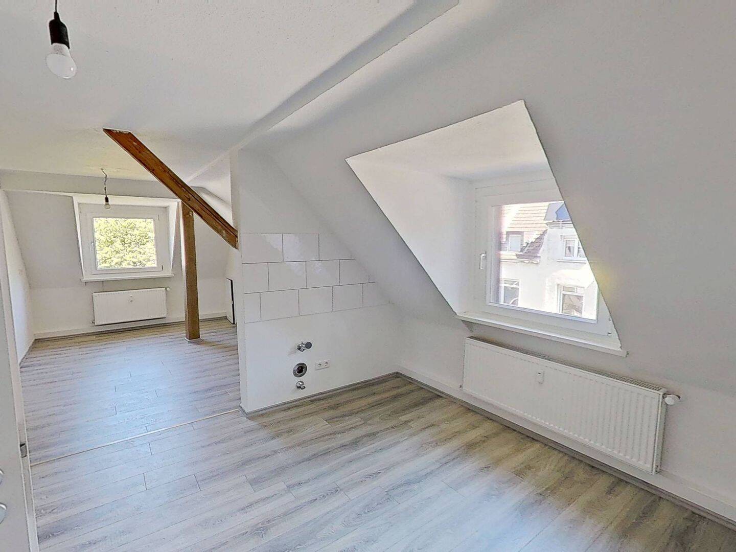 Moderne 3-Zimmer-Wohnung mit Tageslichtbad und viel Komfort in Duisburg-Meiderich, 47137 Duisburg (Mittelmeiderich Obermeiderich Untermeiderich)