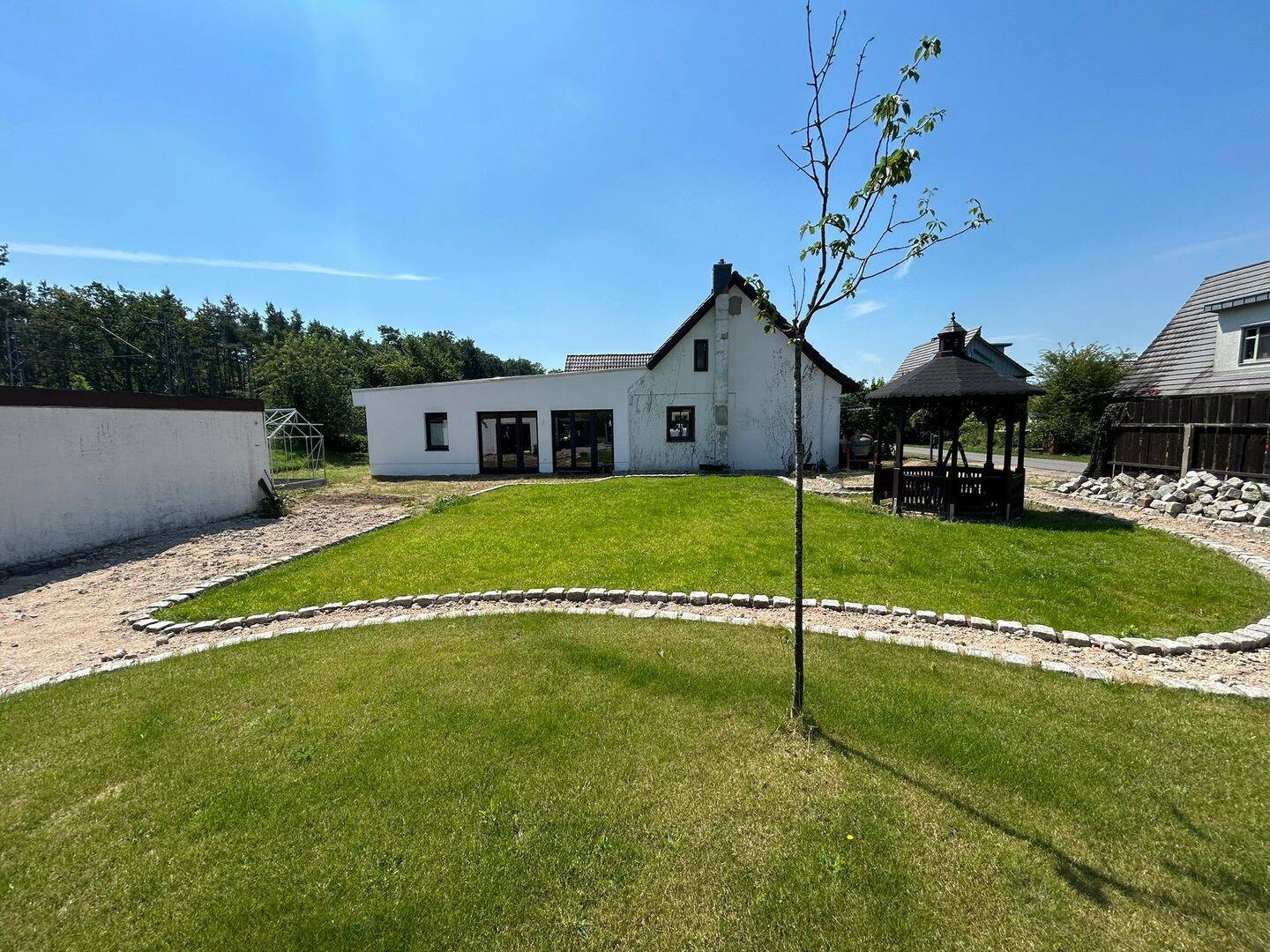 Modernes Einfamilienhaus mit weitläufigen Grundstück in Drakenburg, 31623 Drakenburg